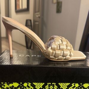 🔥Cape Robbin Women's Stiletto Heel Sandals - Square Open Toe Slip-On BNIB Sz 7.5